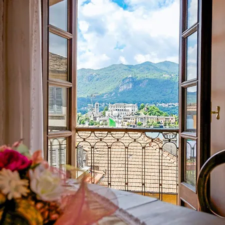 Casa Laura * أورتا سان جوليو